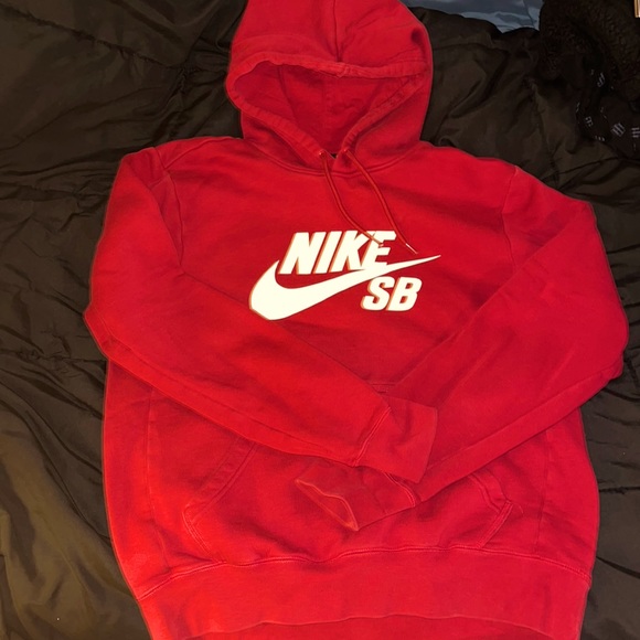 Nike hoodie - Picture 1 of 3